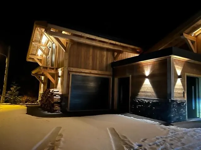 Chalet De Jade contacts